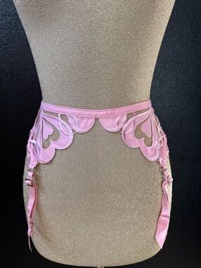 Pink Heart Lace Garter Belt